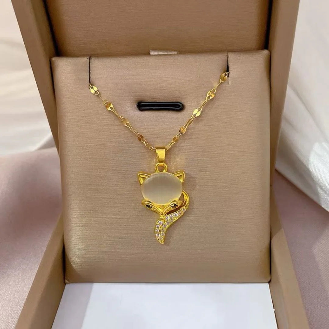 CAT’S EYE FOX QUEEN NECKLACE
