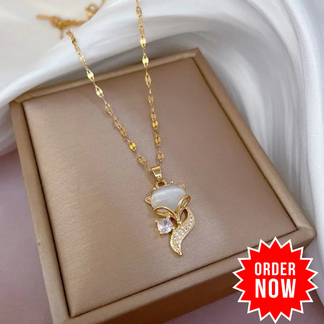CAT’S EYE FOX QUEEN NECKLACE