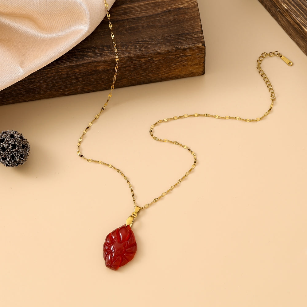 Lucky Fox Queen Stone - Red