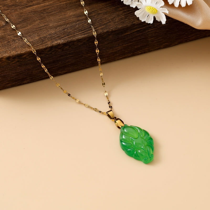 Lucky Fox Queen Stone - Green